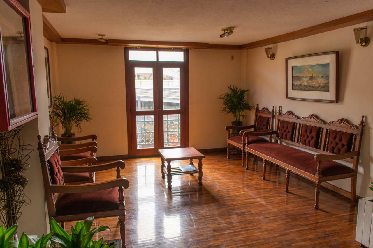 Hotel Cumanda Alfaro Dış mekan fotoğraf