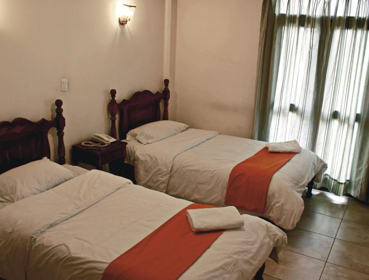 Hotel Cumanda Alfaro Dış mekan fotoğraf